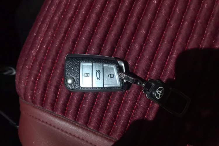 Used Volkswagen Tharu 2021 280TSI Two-Wheel-Drive Luxury Plus Edition Vehicle Key