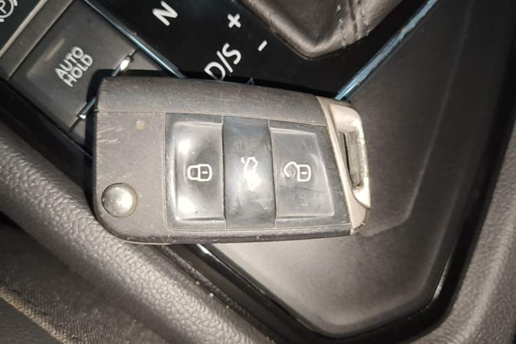 Used Volkswagen Tharu 2021 280TSI Two-Wheel-Drive Luxury Plus Edition Vehicle Key