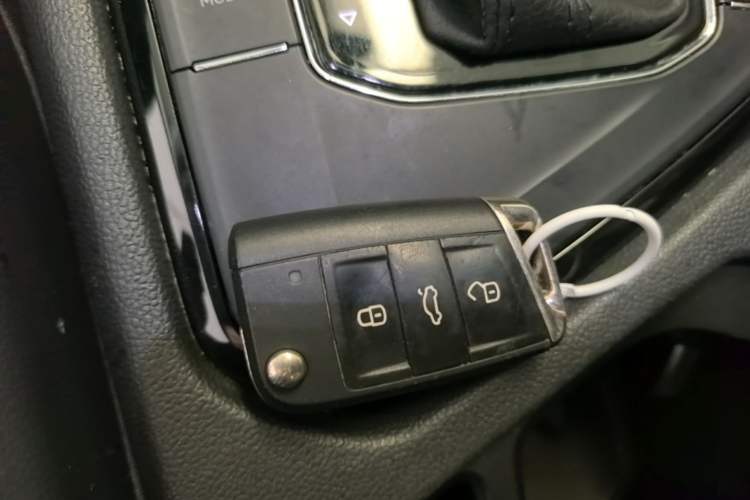 Used Volkswagen Tharu 2021 280TSI Two-Wheel Drive Comfort Edition Vehicle Key