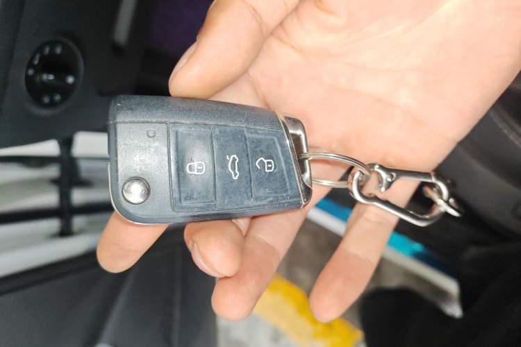 Used Volkswagen Tharu 2021 280TSI Two-Wheel-Drive Luxury Plus Edition Vehicle Key