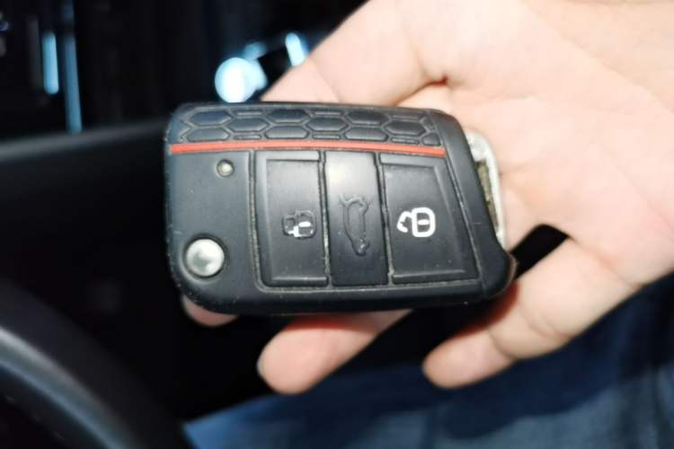Used Volkswagen Tharu 2021 280TSI Two-Wheel-Drive Luxury Plus Edition Vehicle Key