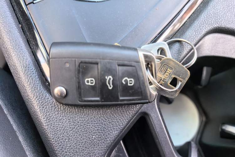 Used Volkswagen Tharu 2021 280TSI Two-Wheel Drive Comfort Edition Vehicle Key