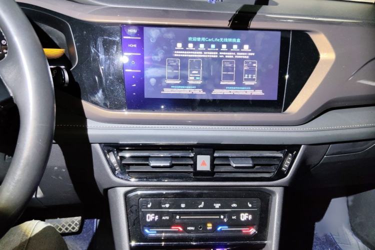 Used Volkswagen Tharu 2022 280TSI Two-Wheel-Drive Luxury Edition Audio And AC Panel