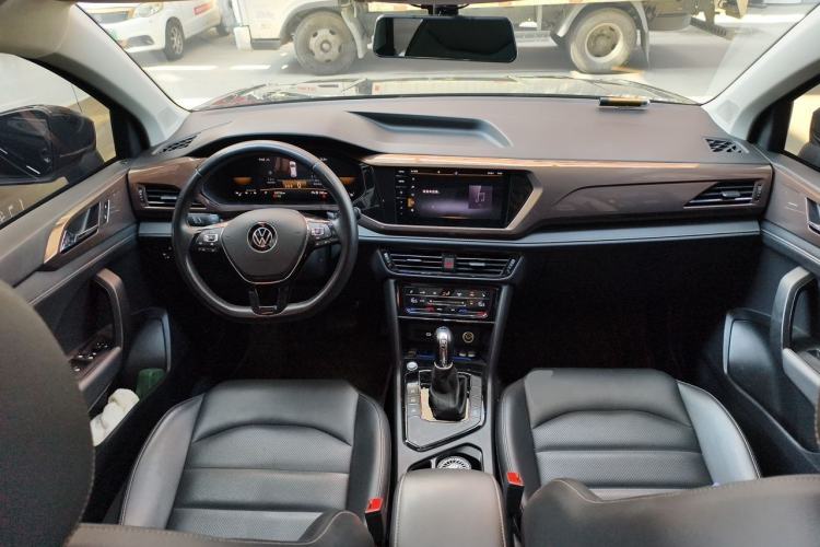 Used Volkswagen Tharu 2022 280TSI Two-Wheel-Drive Luxury Edition Center Console