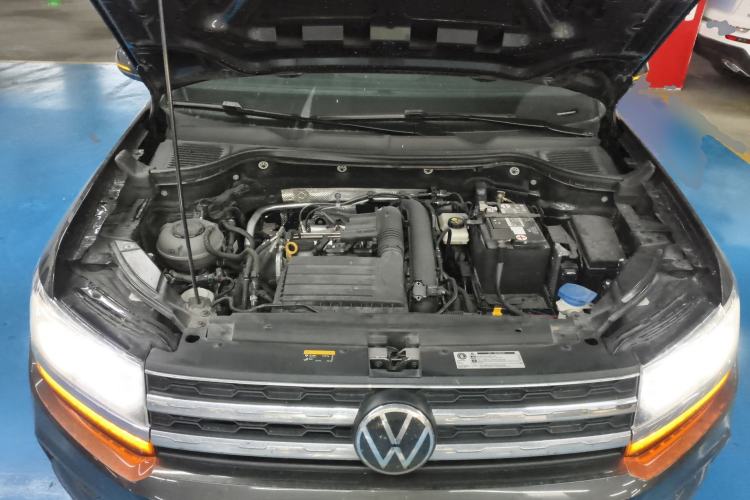 Used Volkswagen Tharu 2022 280TSI Two-Wheel-Drive Luxury Edition Engine Bay