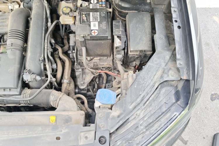 Used Volkswagen Tharu 2022 280TSI Two-Wheel Drive Comfort Edition Engine Bay Left