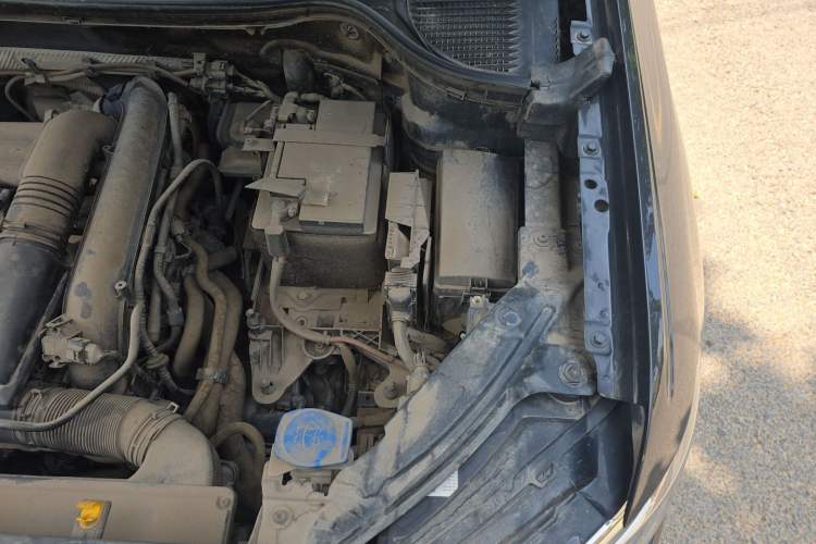 Used Volkswagen Tharu 2022 280TSI Two-Wheel-Drive Luxury Edition Engine Bay Left
