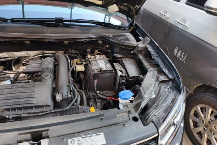Used Volkswagen Tharu 2022 280TSI Two-Wheel-Drive Luxury Edition Engine Bay Left