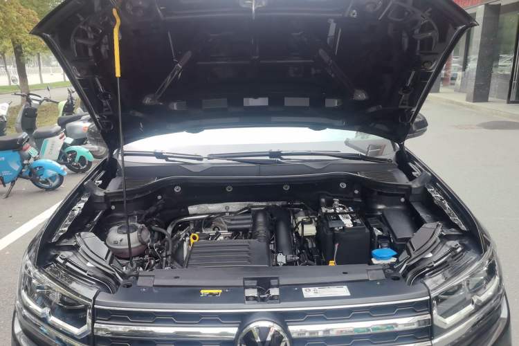 Used Volkswagen Tharu 2022 280TSI Two-Wheel-Drive Luxury Edition Engine Bay