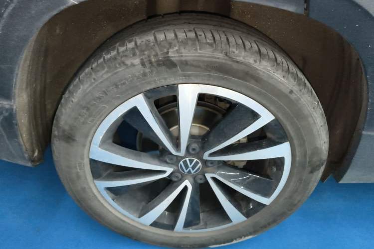 Used Volkswagen Tharu 2022 280TSI Two-Wheel-Drive Luxury Edition Exterior 5