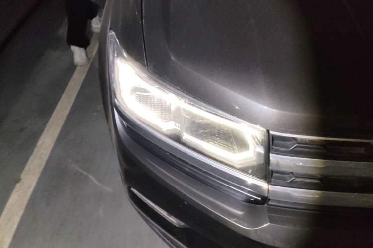 Used Volkswagen Tharu 2022 280TSI Two-Wheel-Drive Luxury Edition Exterior 6