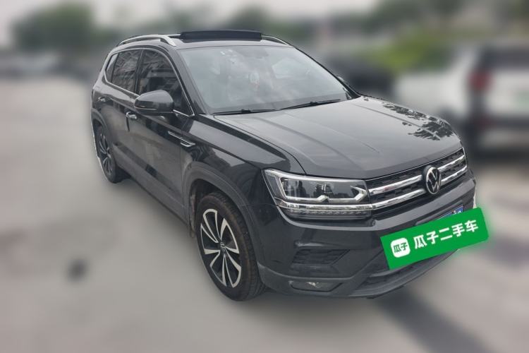 Used Volkswagen Tharu 2022 280TSI Two-Wheel-Drive Luxury Edition Front Right 45 Deg