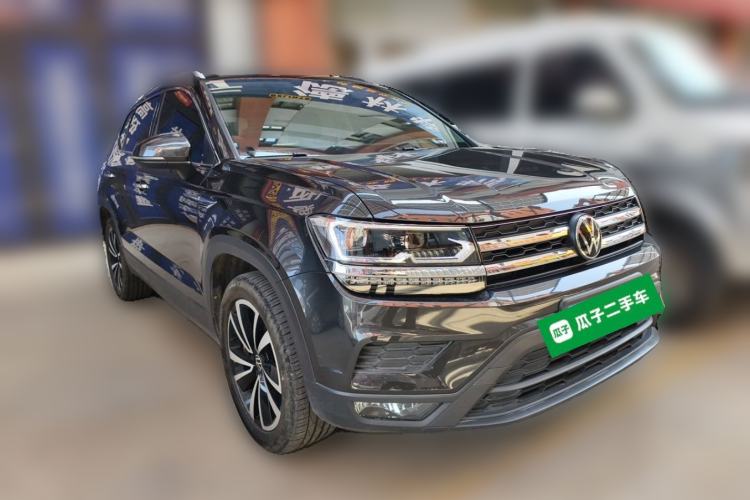 Used Volkswagen Tharu 2022 280TSI Two-Wheel-Drive Luxury Edition Front Right 45 Deg