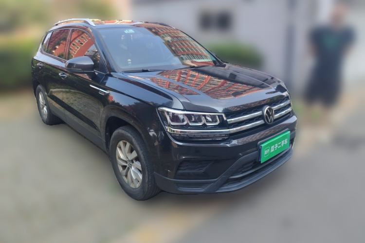 Used Volkswagen Tharu 2022 280TSI Two-Wheel Drive Trend Edition Front Right 45 Deg