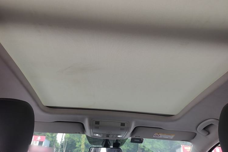 Used Volkswagen Tharu 2022 280TSI Two-Wheel-Drive Luxury Edition Headliner