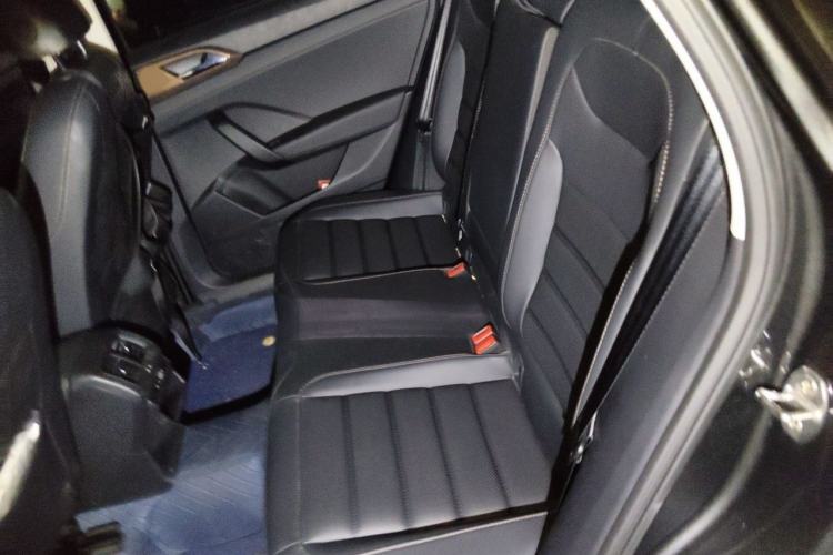 Used Volkswagen Tharu 2022 280TSI Two-Wheel-Drive Luxury Edition Interior 4
