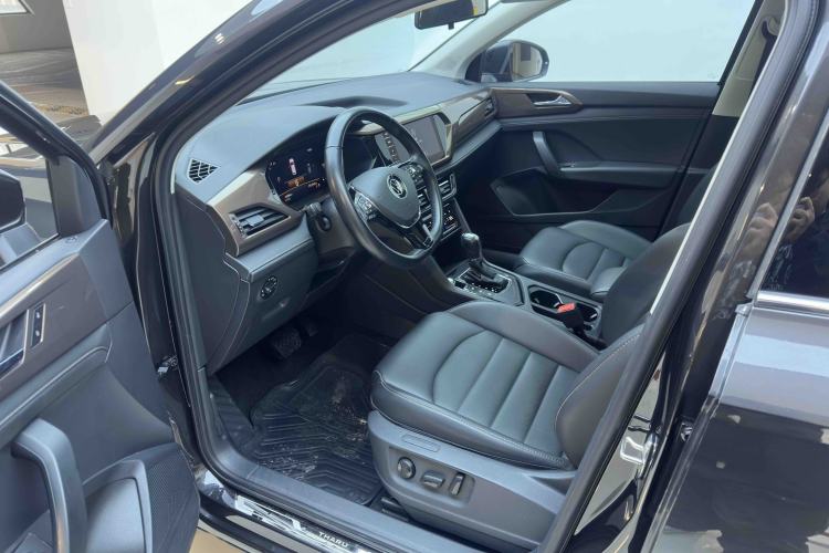 Used Volkswagen Tharu 2022 280TSI Two-Wheel-Drive Luxury Edition Interior 5