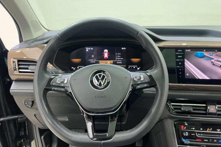 Used Volkswagen Tharu 2022 280TSI Two-Wheel-Drive Luxury Edition Interior 7