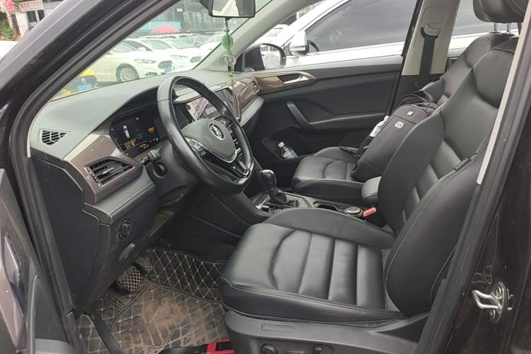 Used Volkswagen Tharu 2022 280TSI Two-Wheel-Drive Luxury Edition Left Front Seat