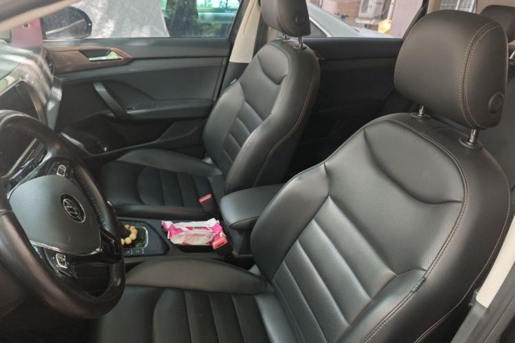 Used Volkswagen Tharu 2022 280TSI Two-Wheel-Drive Luxury Edition Left Front Seat