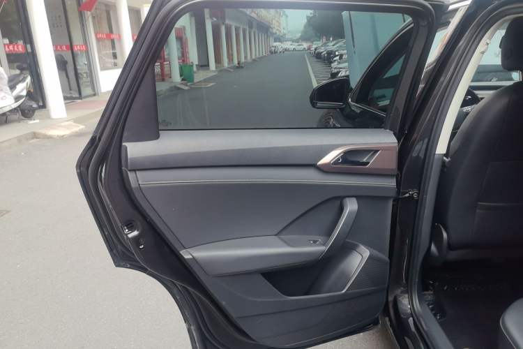 Used Volkswagen Tharu 2022 280TSI Two-Wheel-Drive Luxury Edition Left Rear Door Interior