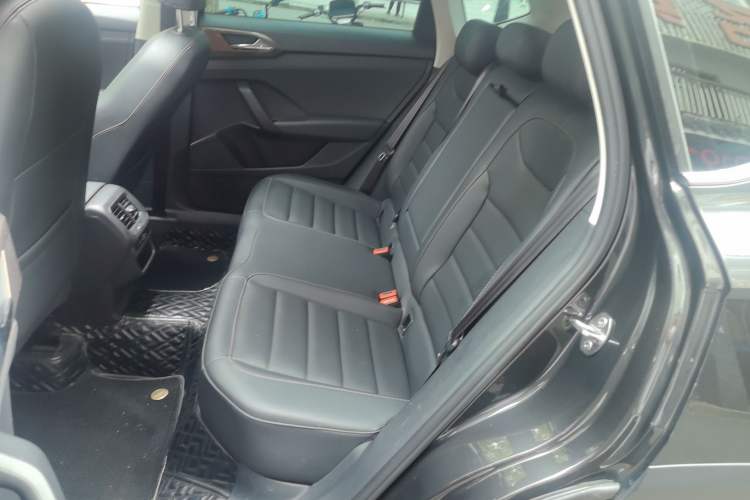 Used Volkswagen Tharu 2022 280TSI Two-Wheel-Drive Luxury Edition Left Rear Seat