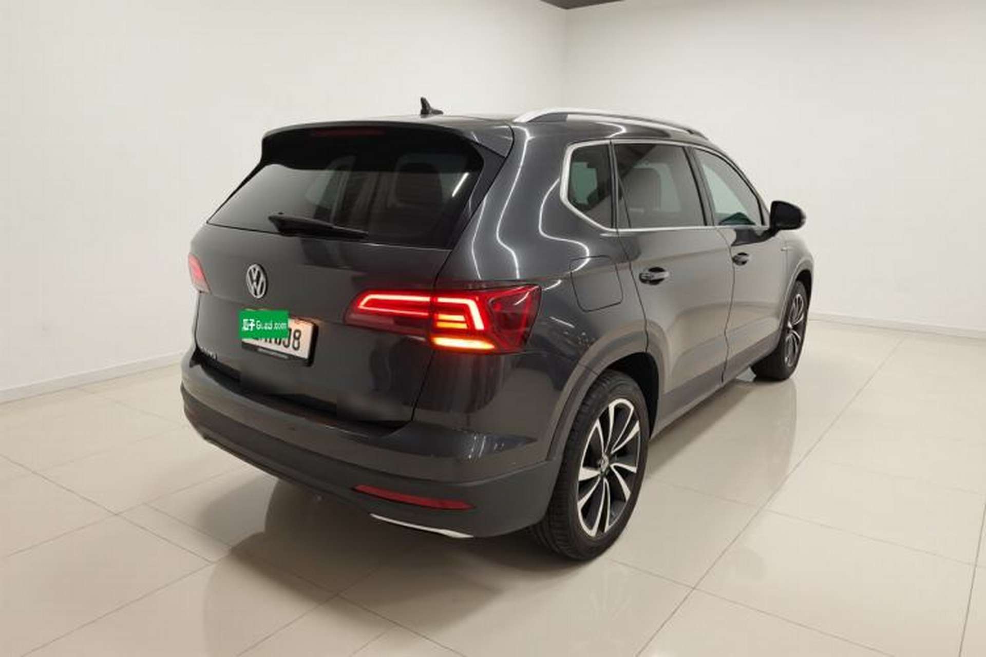 Used Volkswagen Tharu 2022 280TSI Two-Wheel-Drive Luxury Edition Rear Right 45 Deg