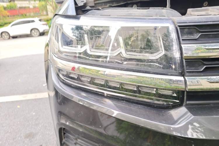 Used Volkswagen Tharu 2022 280TSI Two-Wheel Drive Comfort Edition Right Front Headlight