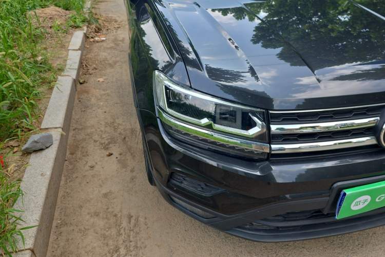 Used Volkswagen Tharu 2022 280TSI Two-Wheel-Drive Luxury Edition Right Front Headlight