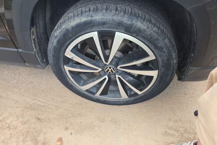 Used Volkswagen Tharu 2022 280TSI Two-Wheel-Drive Luxury Edition Right Front Wheel Hub
