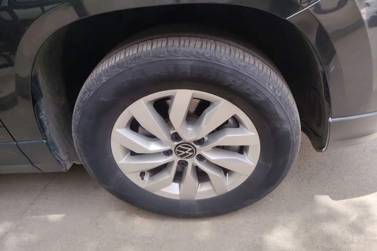 Used Volkswagen Tharu 2022 280TSI Two-Wheel Drive Trend Edition Right Front Wheel Hub