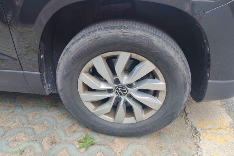 Used Volkswagen Tharu 2022 280TSI Two-Wheel Drive Trend Edition Right Front Wheel Hub