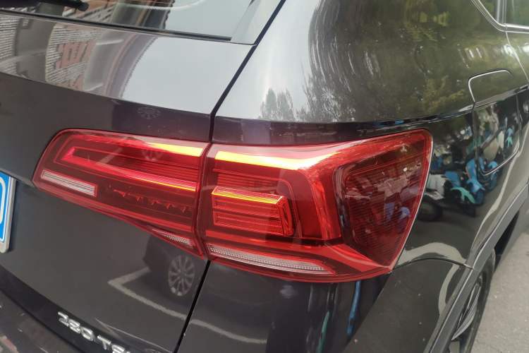 Used Volkswagen Tharu 2022 280TSI Two-Wheel-Drive Luxury Edition Right Rear Taillight