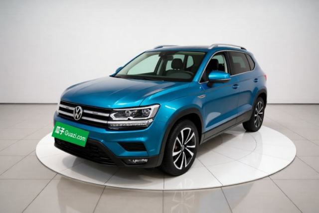 Używany Volkswagen Tharu 2022 280TSI Two-Wheel-Drive Luxury Edition