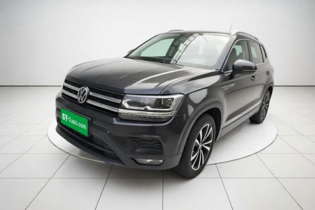 Ojetý Volkswagen Tharu 2022 280TSI Two-Wheel-Drive Luxury Edition