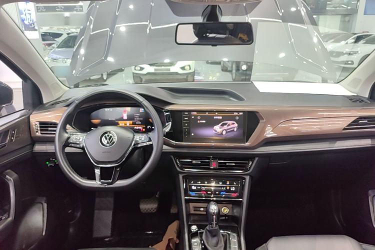 Used Volkswagen Tharu 2022 280TSI Two-Wheel-Drive Luxury Edition Center Console