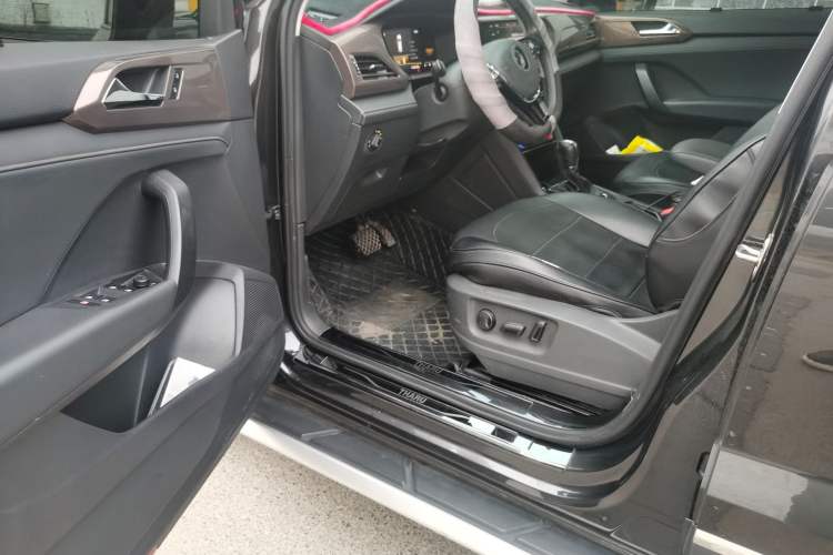 Used Volkswagen Tharu 2022 280TSI Two-Wheel-Drive Luxury Edition Driver Seat