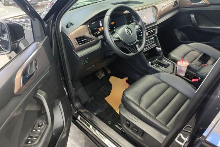 Used Volkswagen Tharu 2022 280TSI Two-Wheel-Drive Luxury Edition Driver Seat