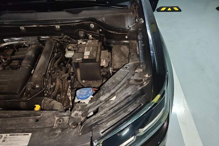 Used Volkswagen Tharu 2022 280TSI Two-Wheel-Drive Luxury Edition Engine Bay Left