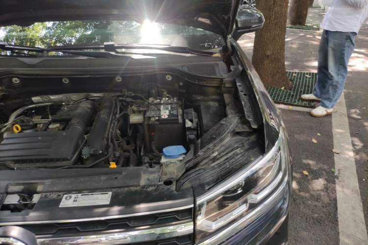 Used Volkswagen Tharu 2022 280TSI Two-Wheel-Drive Luxury Edition Engine Bay Left