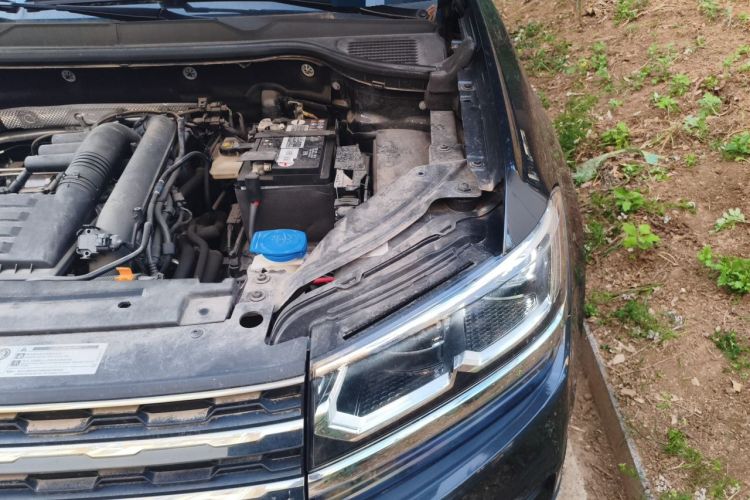Used Volkswagen Tharu 2022 280TSI Two-Wheel-Drive Luxury Edition Engine Bay Left