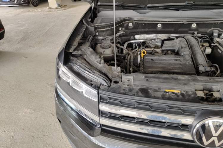 Used Volkswagen Tharu 2022 280TSI Two-Wheel Drive Trend Edition Engine Bay Right