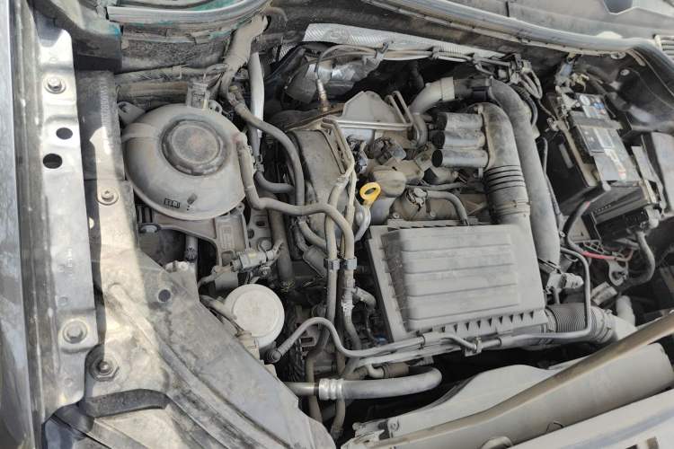 Used Volkswagen Tharu 2022 280TSI Two-Wheel-Drive Luxury Edition Engine Bay Right
