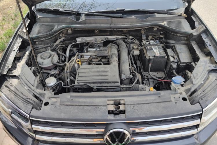 Used Volkswagen Tharu 2022 280TSI Two-Wheel-Drive Luxury Edition Engine Bay
