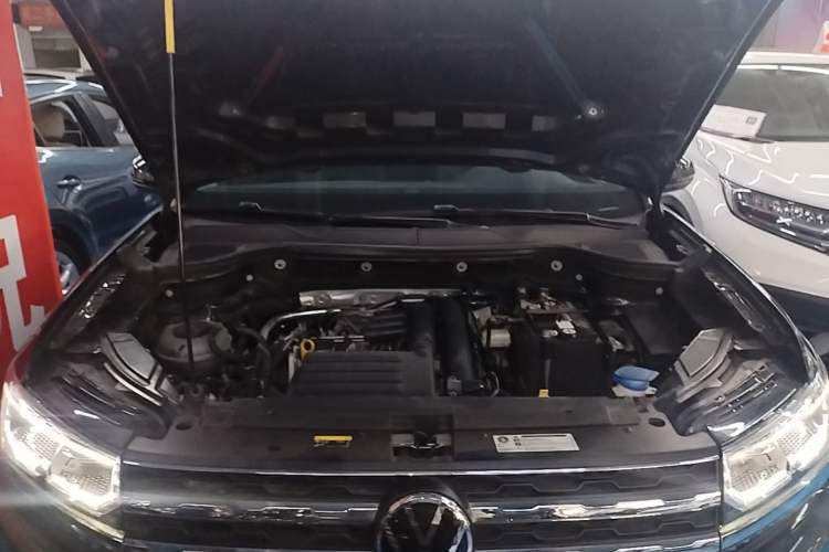 Used Volkswagen Tharu 2022 280TSI Two-Wheel-Drive Luxury Edition Engine Bay