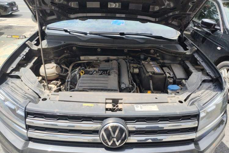 Used Volkswagen Tharu 2022 280TSI Two-Wheel Drive Comfort Edition Engine Bay