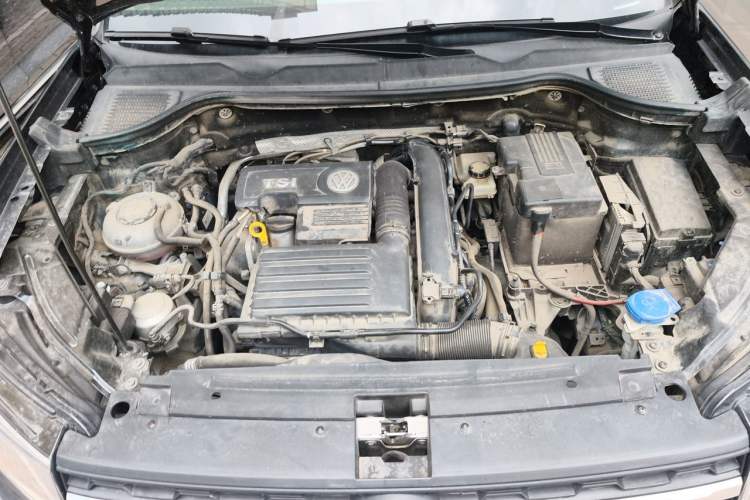 Used Volkswagen Tharu 2022 280TSI Two-Wheel Drive Trend Edition Engine Bay