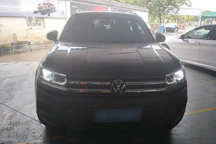 Used Volkswagen Tharu 2022 280TSI Two-Wheel-Drive Luxury Edition Front
