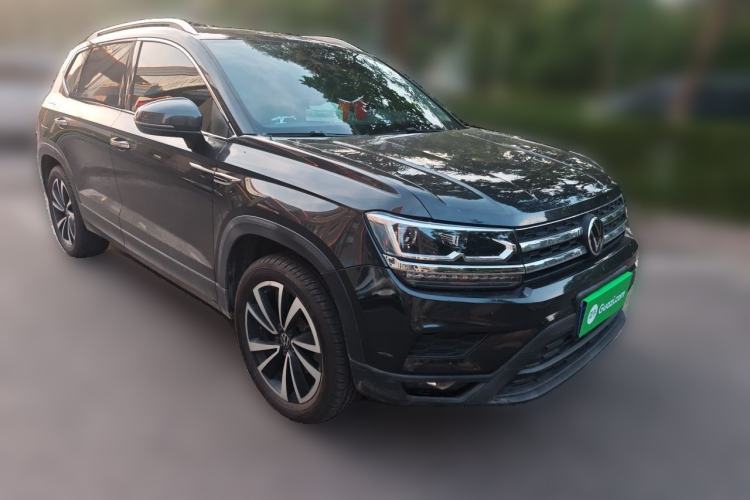 Used Volkswagen Tharu 2022 280TSI Two-Wheel-Drive Luxury Edition Front Right 45 Deg