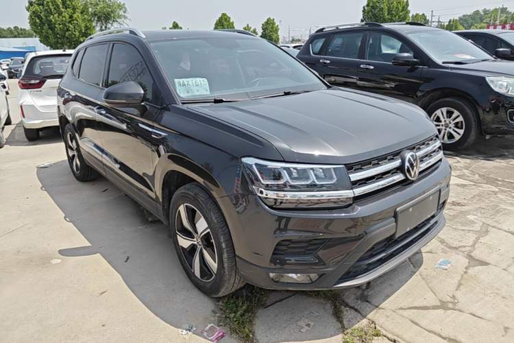 Used Volkswagen Tharu 2022 280TSI Two-Wheel Drive Comfort Edition Front Right 45 Deg